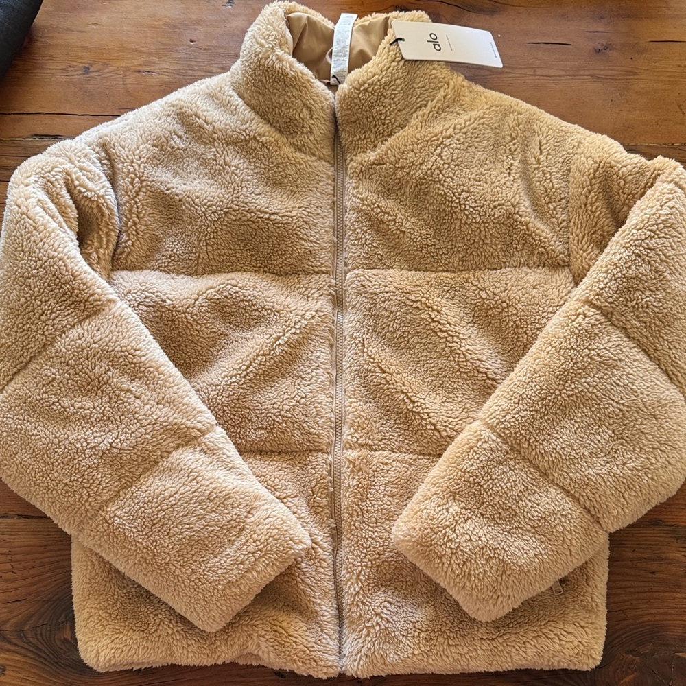 Alo Sherpa Stage Puffer